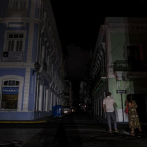 La mitad de Puerto Rico sigue sin luz dos días después del apagón general