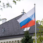 Francia declara 'persona non grata' a seis diplomáticos rusos por espionaje