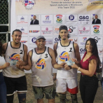 Equipos Banreservas y Puñal, campeones torneo de Villa Tapia