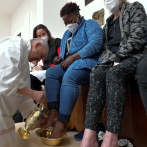 El papa celebró con privados de libertad el tradicional lavado de pies del Jueves Santo