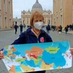 Una italiana de 72 años inicia viaje a pie de tres años entre Venecia y Pekín