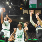 Grant Williams anota 27 y los Celtics avanzan a la final de la Conferencia Este