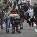 México pone fin a caravana con la entrega de documentos a 7,000 migrantes