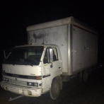 Autoridades confiscan camión con materiales robados que sería llevado a Haití