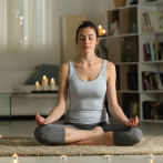 Practicar yoga y la filosofía del desapego ayuda a vivir en paz