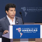 Castillo pide a Perú confianza en su Gobierno tras declarar en Fiscalía
