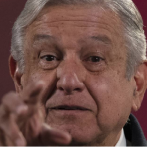 Presidente de México critica las medidas antiinmigrantes de Texas y Florida