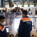 Huelga de tripulantes deja 15 vuelos cancelados en aeropuertos de París y Madrid