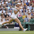 Simona Halep impone su potencia y regresa a las semifinales de Wimbledon