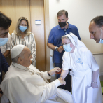 El papa nombra asistente sanitario personal al enfermero que le 