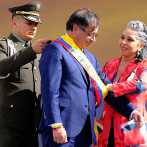 Colombia viste trajes de cambio, paz y diversidad para estrenar presidente