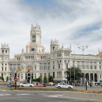 En Madrid, España: ¡A caminar por el Paseo de Recoletos!