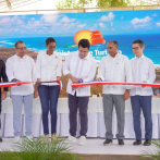 Ministro de Turismo inaugura dos obras en la playa de Macao
