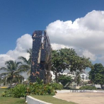 El Monumento a los Héroes del 30 Mayo sigue en franco deterioro