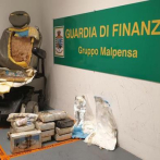 Español que viajaba desde RD a Milán es arrestado por transportar casi 30 libras de cocaína en silla de ruedas