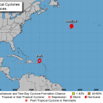 Danielle es de nuevo huracán y Earl moja una zona del Caribe oriental