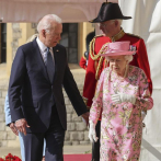 Biden afirma que Isabel II fue más que una reina y 
