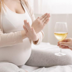 Niños cuyas madres consumen alcohol pueden nacer con alteraciones faciales y retraso mental