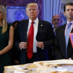 La fiscalía demanda a Trump y 3 de sus hijos