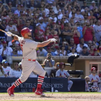 Albert Pujols dispara el jonrón 699 de su ilustre carrera