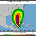 Ian se convierte en huracán de categoría 1 al acercarse a Cuba