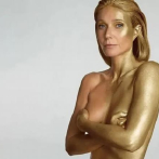 Gwyneth Paltrow celebra desnuda, como una “diosa dorada”, sus 50 años de edad