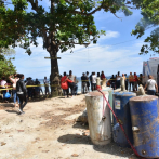 Identifican un fallecido y 4 sobrevivientes de naufragio en Cabrera; alcalde dice pescadores trabajan en la búsqueda