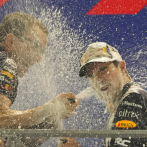 Aplazada la celebración de Max Verstappen, Red Bull festejó a 'Checo' en Singapur