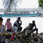 Se hunde una lancha con migrantes y uno muere ahogado en el Caribe de Panamá