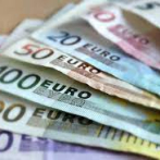 El euro sube ligeramente pese a la aversión al riesgo