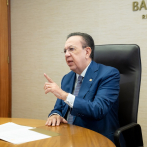 Valdez Albizu destaca el rol estabilizador de los bancos