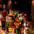 ¡Cuidado! Estudio revela que una bebida alcohólica al día puede elevar la presión arterial