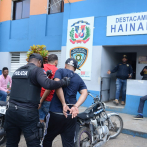 Desconocidos armados sacan a un preso de destacamento de Hainamosa