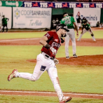 Webster Rivas batea de 4-3 y conduce a Gigantes a lograr el triunfo