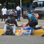 Vendedores ambulantes aumentan sus ingresos a raíz de las marchas