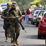 Militares asedian a las pandillas en sus bastiones en ciudad cercada en El Salvador