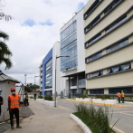 Moradores reclaman apertura total del Hospital Luis Eduardo Aybar