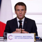 Macron aplaza presentación de polémica reforma que retrasa de 62 a 65 la edad de jubilación en Francia