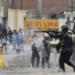 El funeral de dos manifestantes peruanos deriva en disturbios