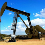 Energía y Minas firma contrato para hacer exploraciones petroleras en RD