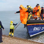 Mueren cuatro migrantes por el naufragio de una patera en el canal de la Mancha