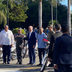 Luis Abinader se reúne con Consejo Superior Policial y entrega 130 motocicletas
