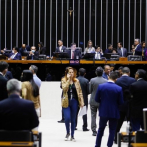 El Congreso de Brasil acuerda aumentar el salario mínimo en un 9% para 2023
