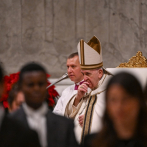 El papa en Navidad: Recordemos que Jesús nació pobre