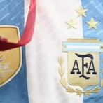 Argentinos ansiosos por la nueva camiseta de la selección con la tercera estrella
