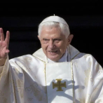 Vaticano informa Benedicto se halla “lúcido” y “grave”