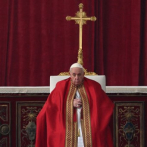 Con Francisco ante el ataúd de Benedicto XVI, acaba la era de los 