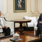 Abinader recibe la visita Andreina Martínez en el Palacio Nacional