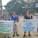 Protestan para que terminen remodelación de escuela en Jardines del Norte