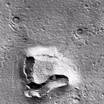 La cara de un oso en la superficie de Marte